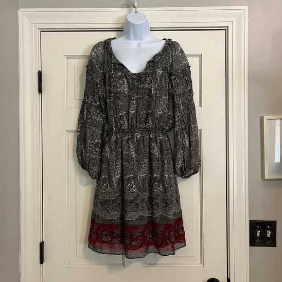 𝅺Max Studio NWT long sleeved dress - Picture 2 of 6